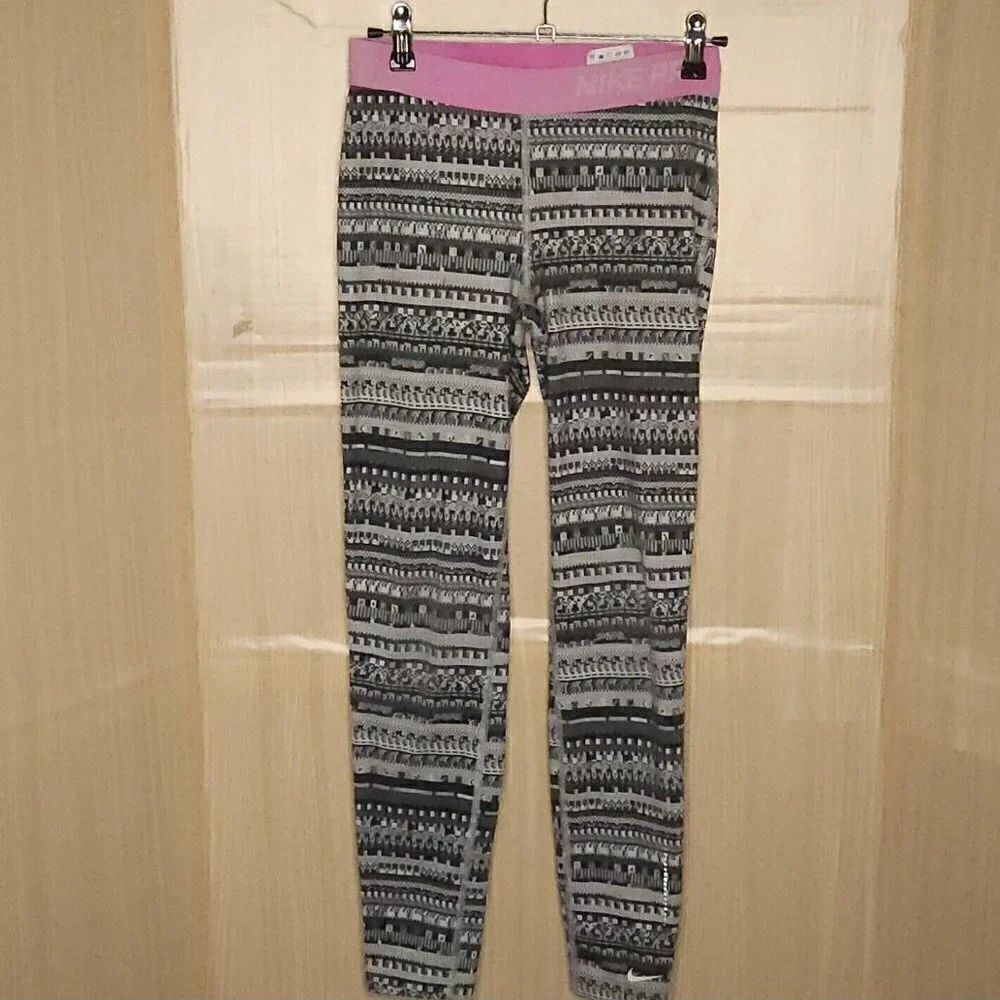 Nike Pro  Girl's Grey Athletic Leggings Large